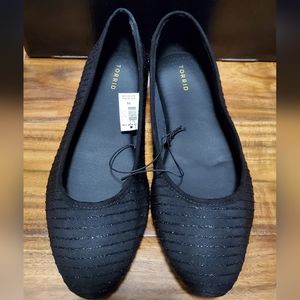 Torrid 10W Black Sparkle Stripe Flats